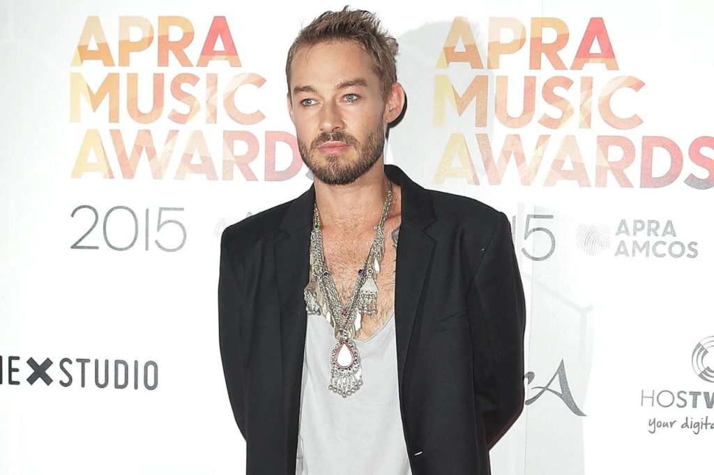 Daniel-Johns-Biography