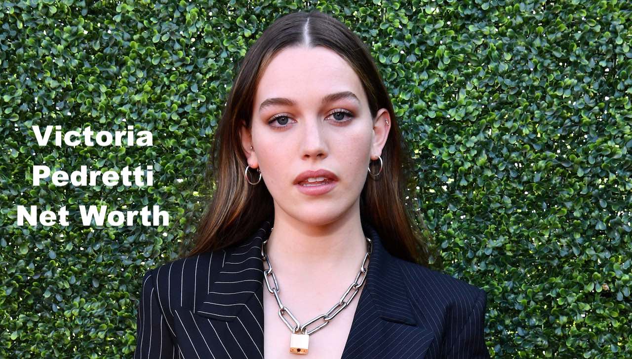 Victoria-Pedretti-Net-Worth