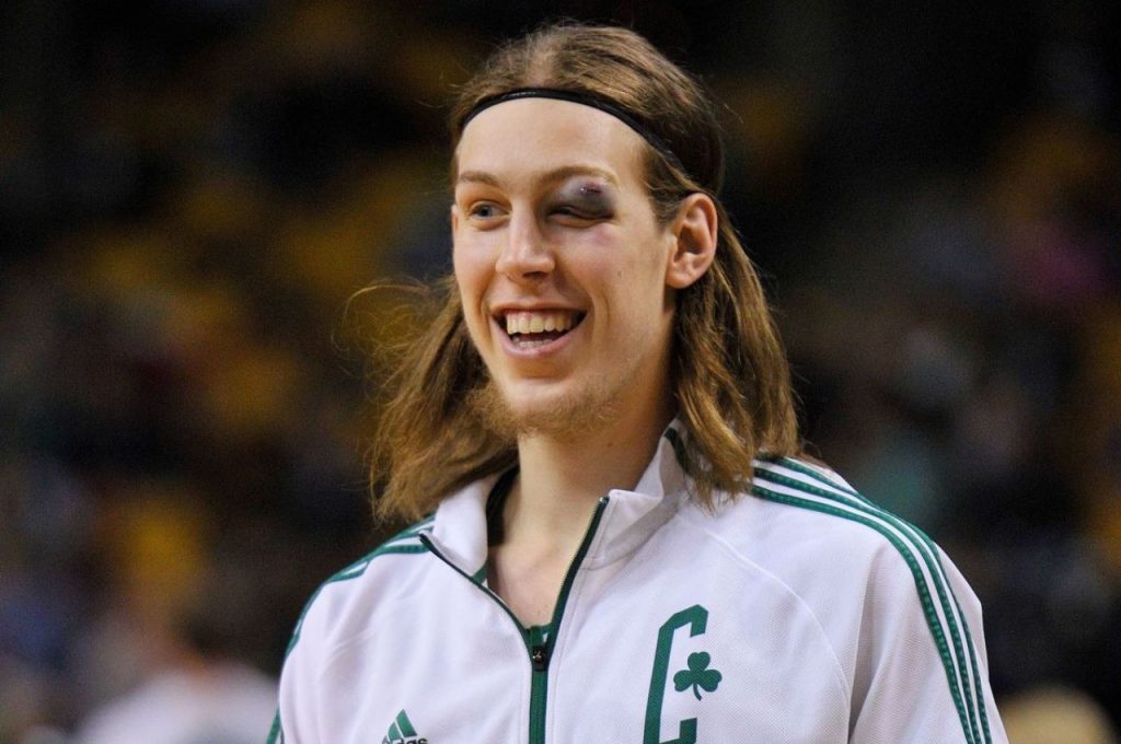 kelly-olynyk-biography