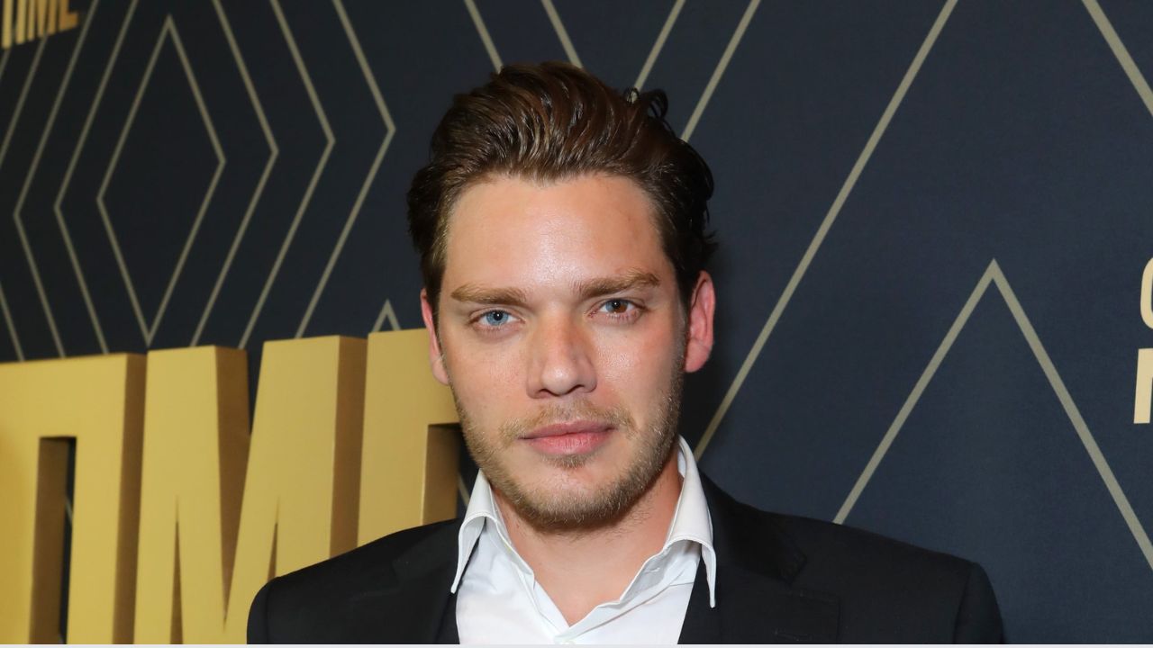 Dominic Sherwood income