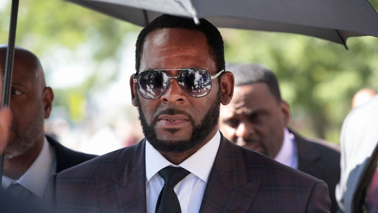 R. Kelly income