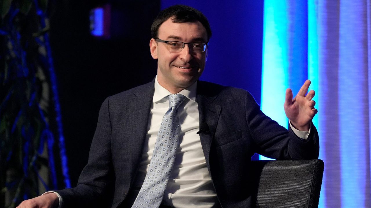 Jason Benetti income