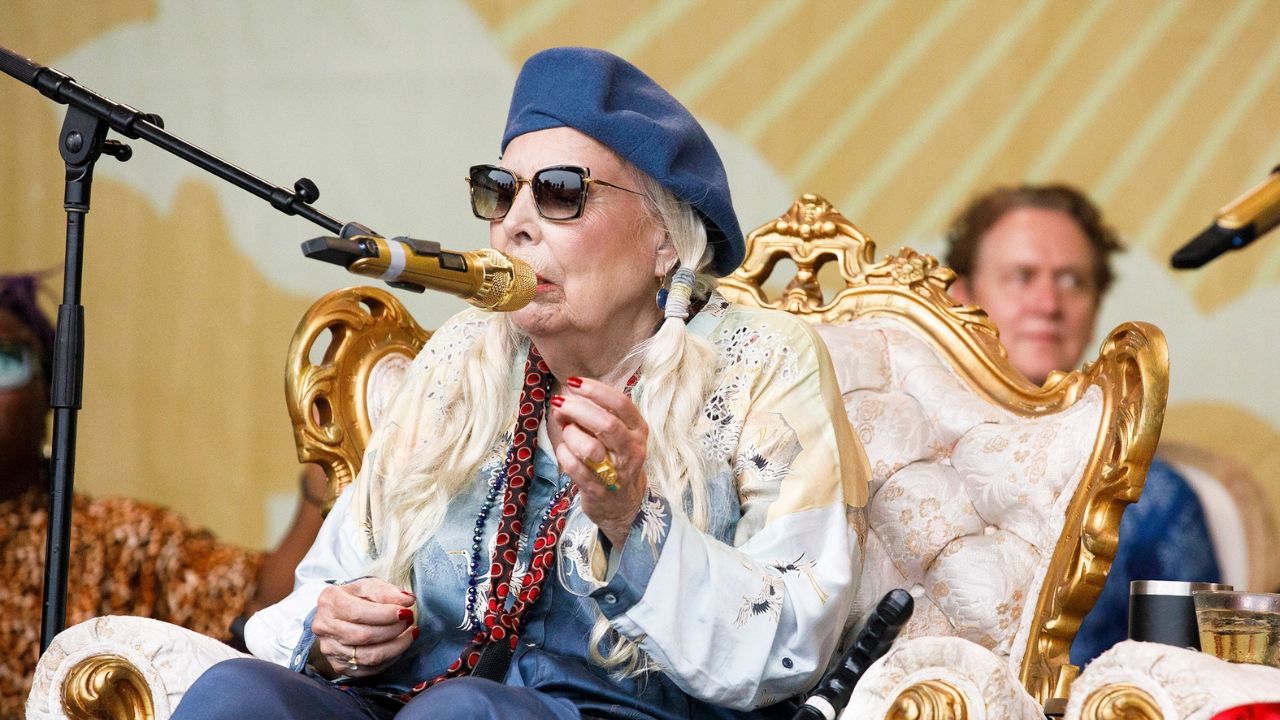 Joni Mitchell