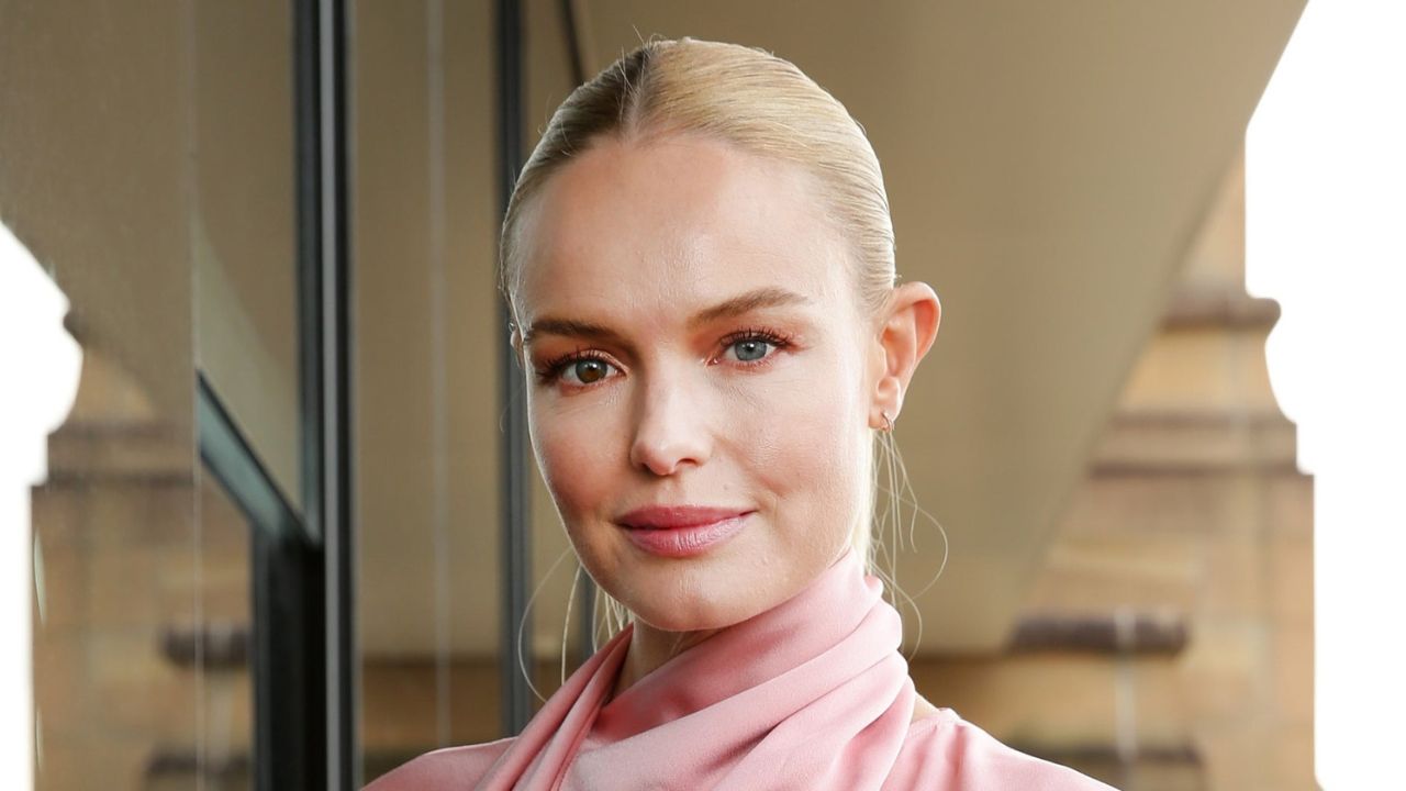 Kate Bosworth income