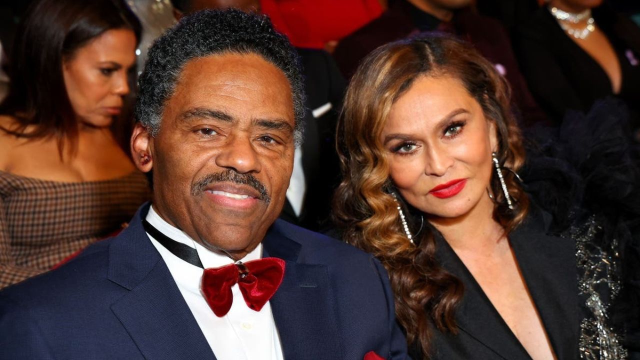 Tina Knowles biography